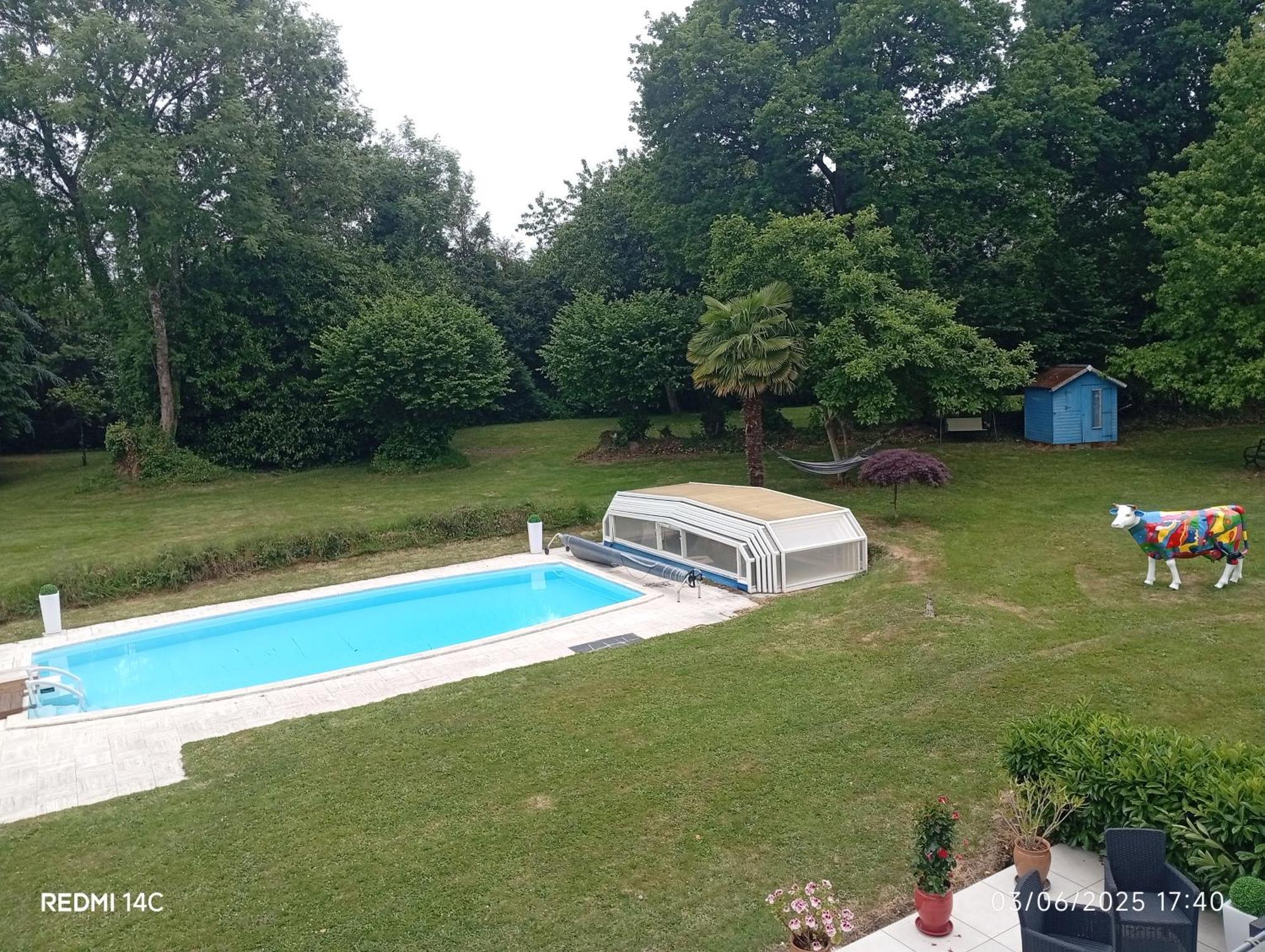 La Fontaine Dort Bed & Breakfast Tessy-sur-Vire Exterior photo